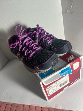 New Balance Women's Navy and Purple Athletic Shoes